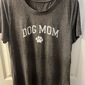 Gray Dog Mom Tshirt.